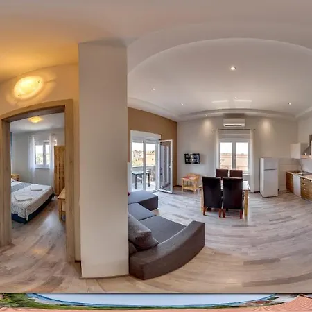2 Bedroom Lejlighed Peroj